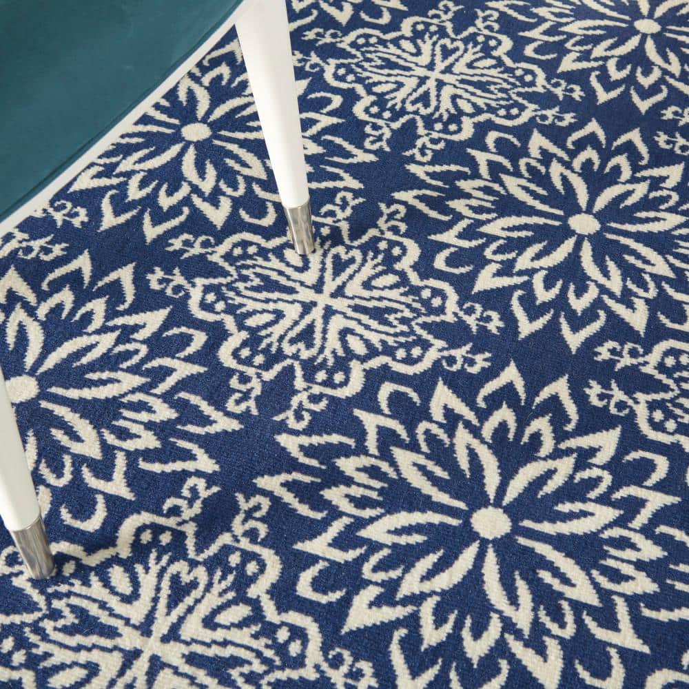Navy/Ivory Floral Synthetic 4' x 6' Rectangular Rug