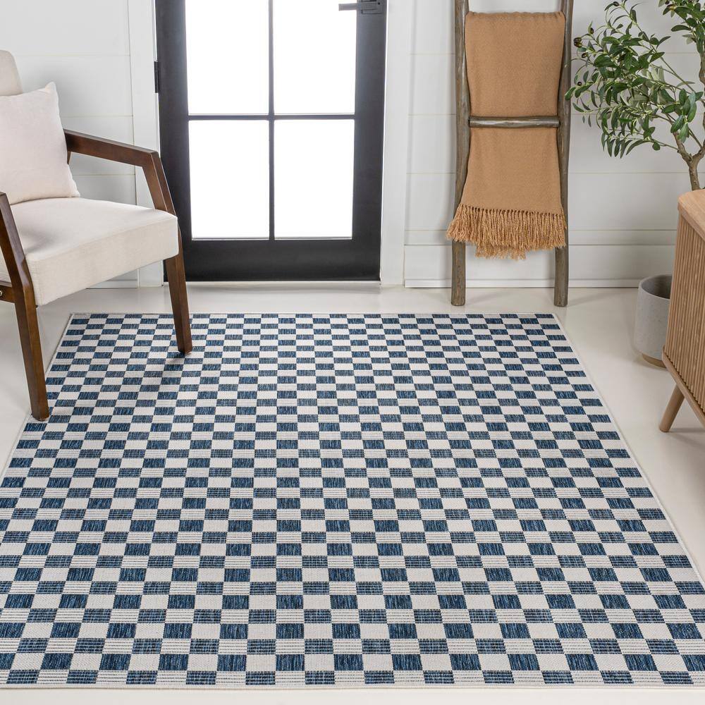 Aimee Navy and Cream Synthetic Checkerboard 3 x 5 Area Rug