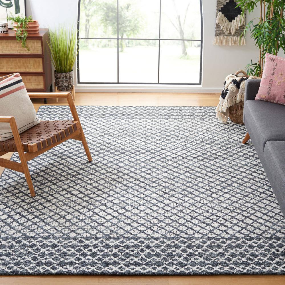 Ivory and Navy Abstract Hand-Tufted Wool Area Rug, 8' x 10'