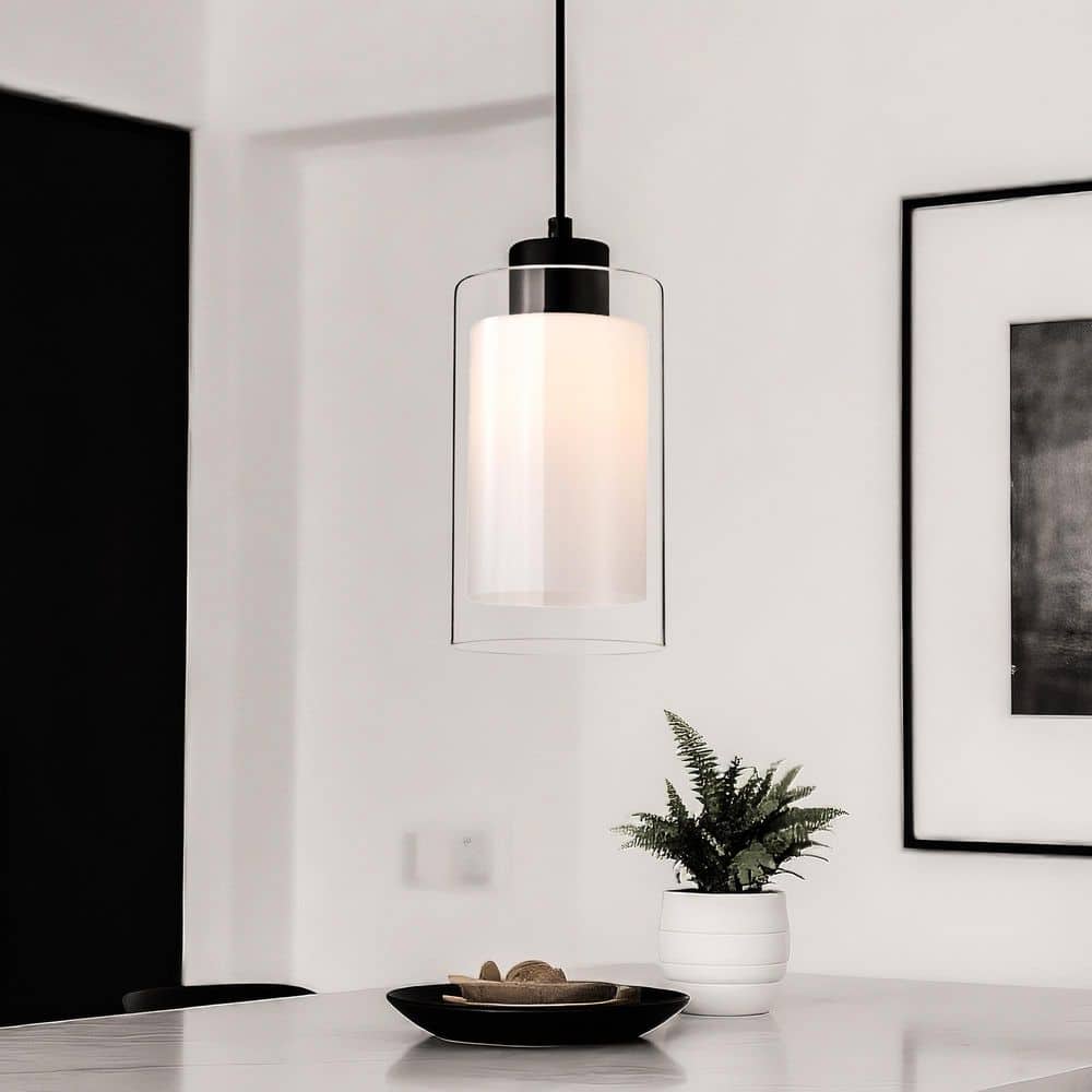 matte-black-edvivi-pendant-