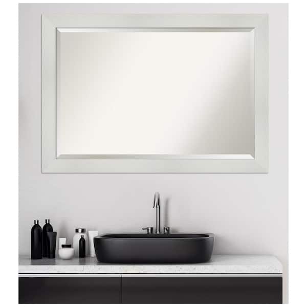 Medium Rectangle Glossy White Beveled Glass Modern Mirror (28.25 in. H x 40.25 in. W)