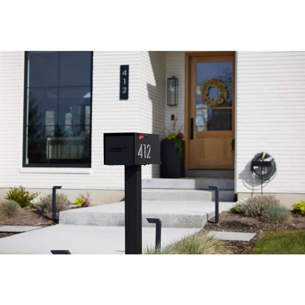Malone Black Steel Lockable Post-Mounted Mailbox