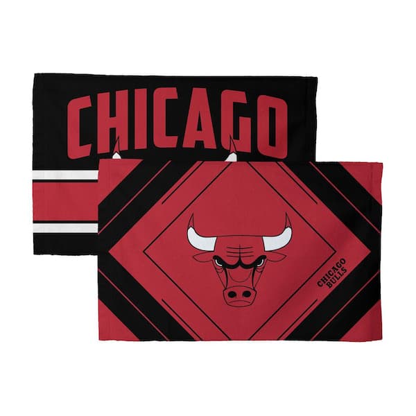 THE NORTHWEST GROUP NBA Bulls Pick-N-Roll Cotton/Polyester Blend  Graphic MultiColor Fan Towel (2-Pack)