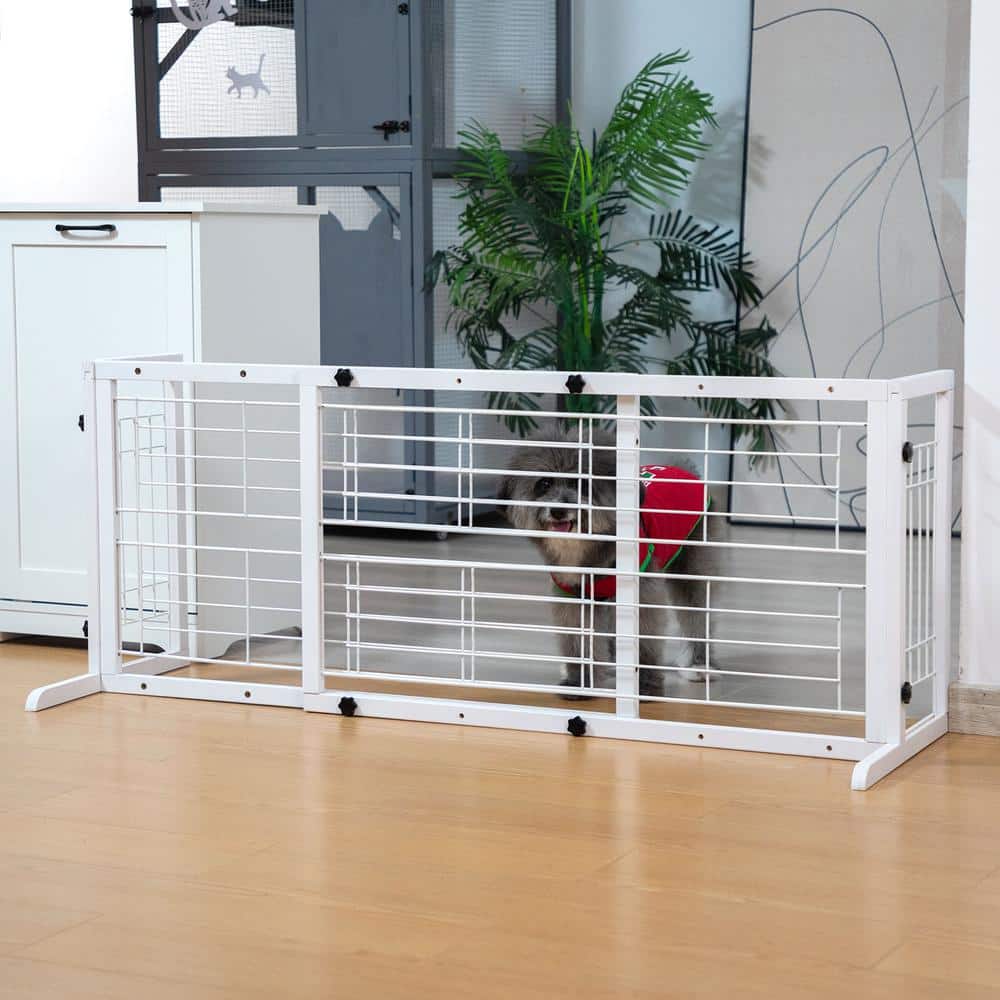 Adjustable White Pine Freestanding Dog Gate with Wire Mesh