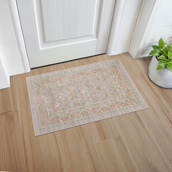 Crestwood Sage 2 ft. x 3 ft. Oriental Indoor Area Rug