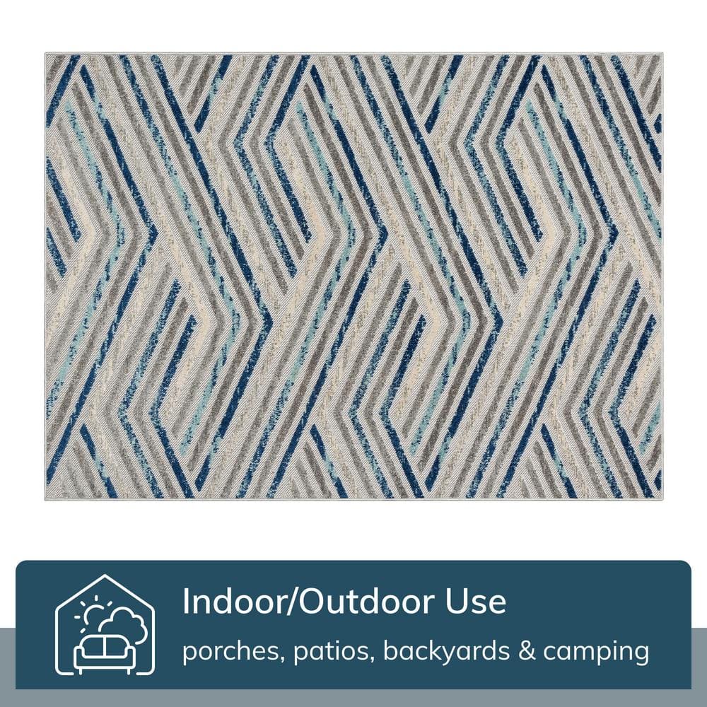 Reversible Grey Blue Geometric Synthetic 5' x 7' Area Rug