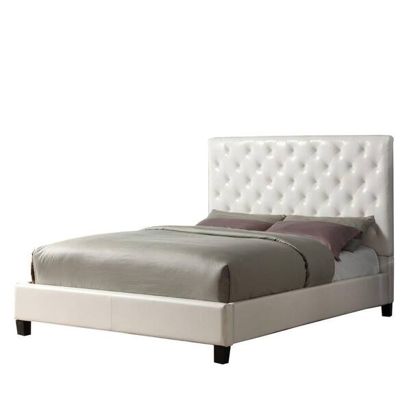 HomeSullivan Toulouse White Full Upholstered Bed