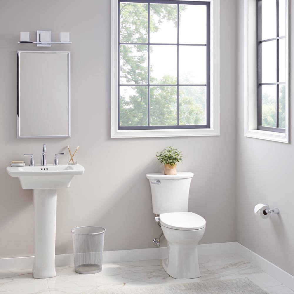 White Slim Non-Electric Bidet Seat with Ergonomic Handle