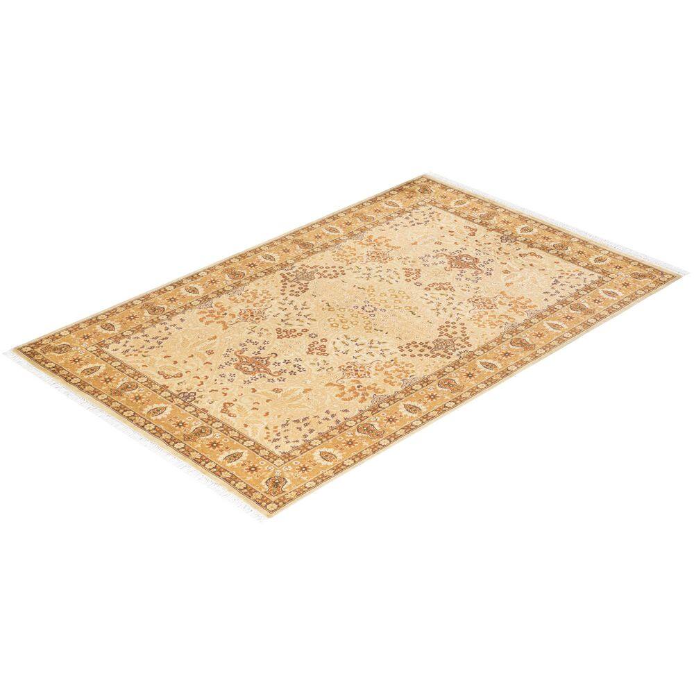 Handmade Ivory Wool Oriental 8' x 10' Rectangular Rug