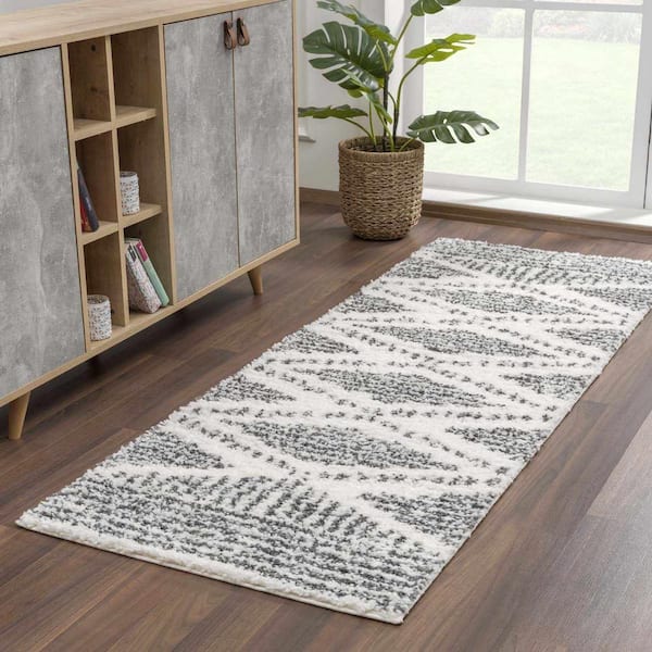 Trunding Charcoal/ Cream 3 ft. x 7 ft. Area Rug