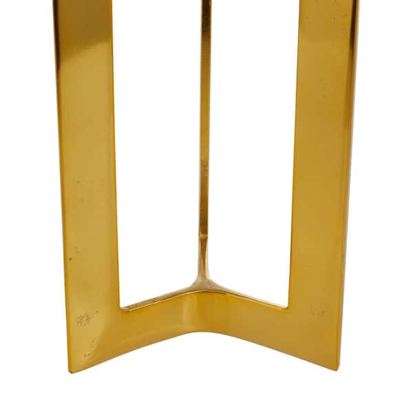 Gold Aluminum Geometric Pillar Candle Holder (Set of 2)