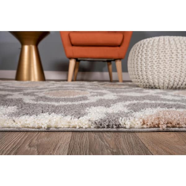 Moroccan Trellis Cozy Shag Gray 5 ft. 3 in. x 7 ft. 3 in. Indoor Area Rug