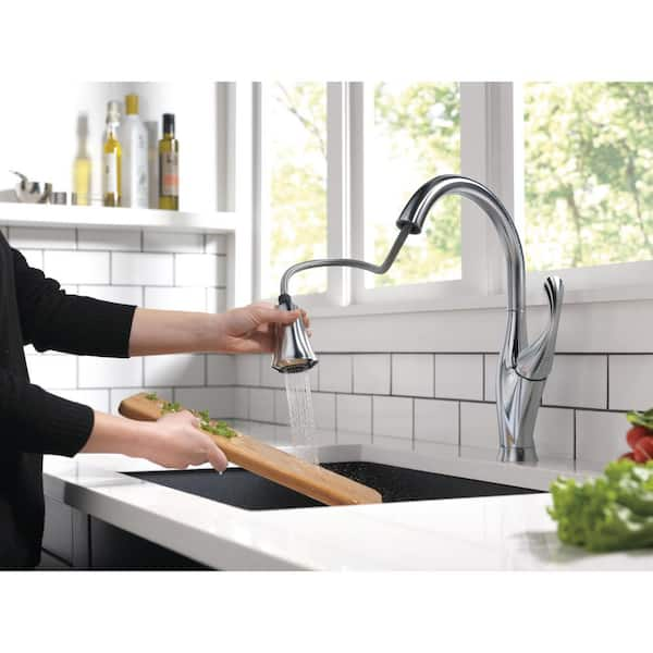 Delta Addison Kitchen Faucet Stainless Things In The Kitchen   Arctic Stainless Delta Pull Down Kitchen Faucets 9192 Ar Dst A0 600 