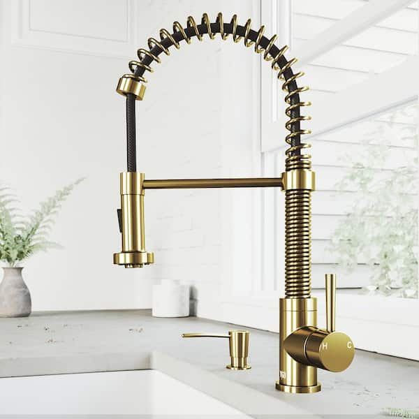 VIGO Edison outlet Pull Down Single Handle Kitchen Faucet Matte Brush Gold Finish