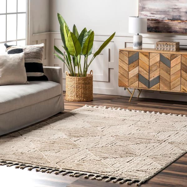Kerry Beige 7 ft. x 9 ft. Geometric Tasseled Area Rug