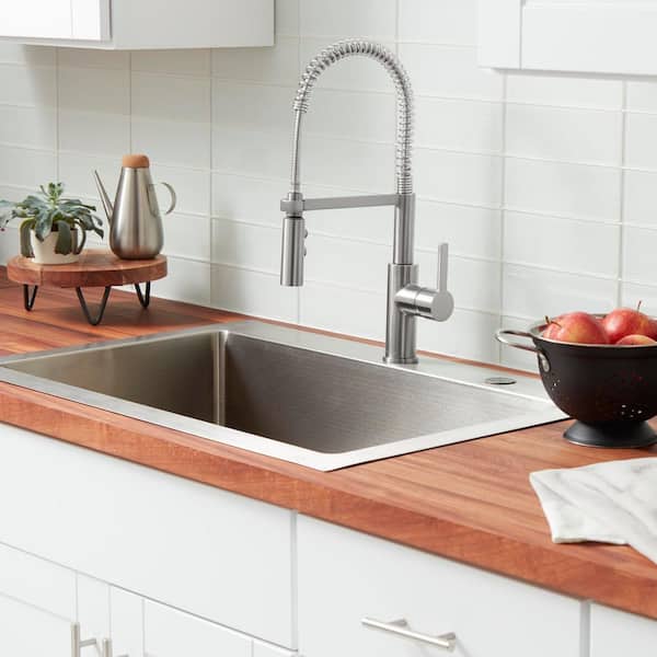 プレマシー CREW ボンネットフード 32V C2Y5-52-31XA Glacier Bay Statham Single Handle Coil Spring Neck Pull-Down