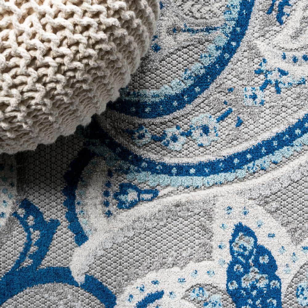 Paisley High-Low Light Gray and Blue Synthetic Indoor/Outdoor Rug