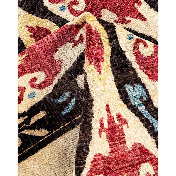 Eclectic 6 ft. x 9 ft. Ivory  Floral Wool Indoor Area Rug