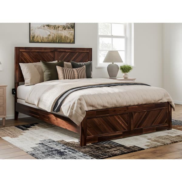 Berkshire Barnwood Natural Bronze Rustic Solid Wood Queen Frame Low Profile Platform Bed with Matching Footboard