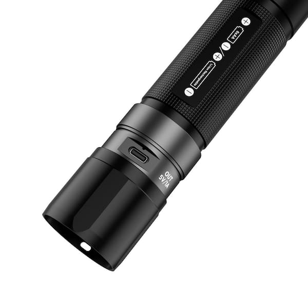 Husky 2500 Lumens Dual Power LED Rechargeable Focusing Flashlight with  Rechargeable Battery and USB-C Cable Included HSKY2500DPFL - The Home Depot