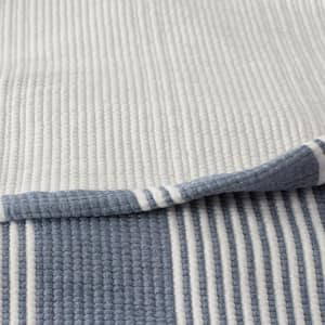 Legends Hotel Marque Stripe Knitted/ Blanket