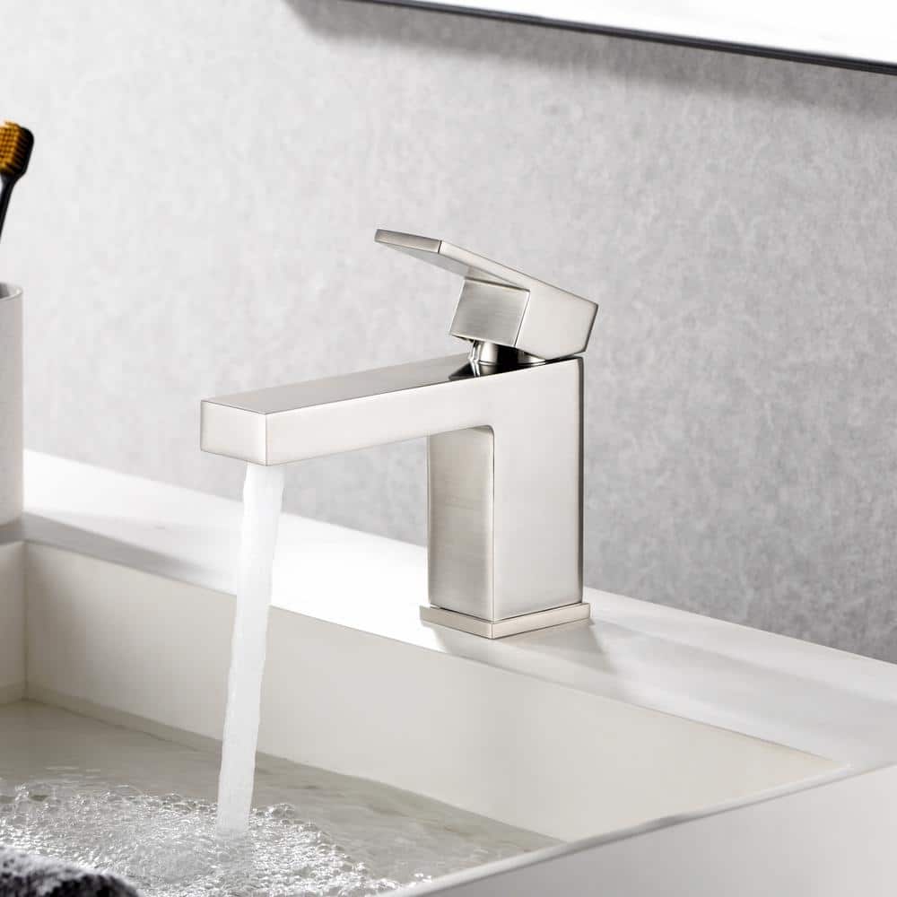 Brushed Nickel Modern Single-Hole Bathroom Faucet