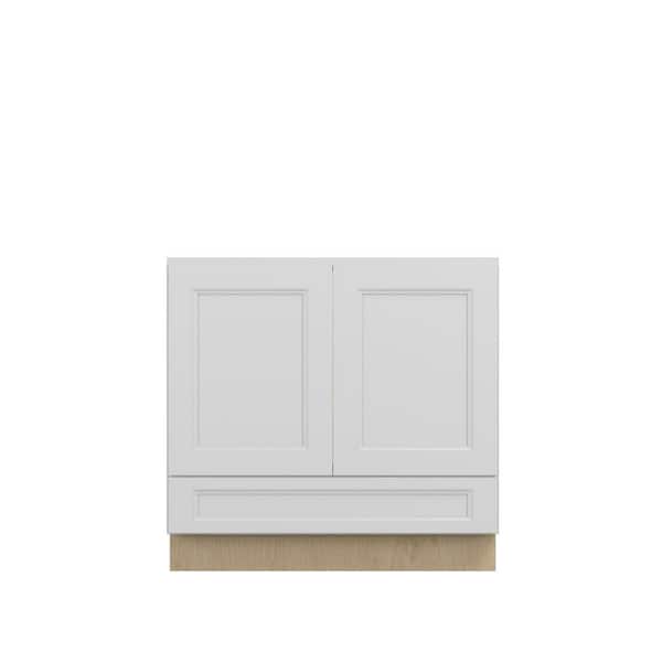 Norfolk Shaker 60 in. W x 34.5 in. H x 21 in. D in Painted White Plywood Assembled Bath Base Cabinet