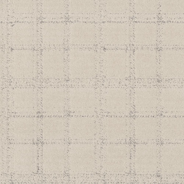 Lifeproof Harrington Color Ice Castle Beige - 42 oz. SD Polyester Pattern Installed Carpet