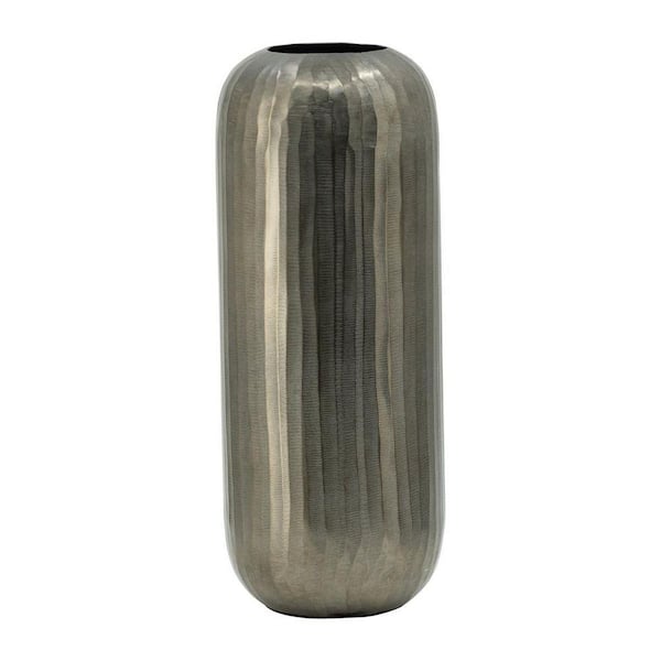 PRIMROSE CARNATION LLC Modern Design 17 in. Silver Aluminum Layered Chisel Oval Decorative Vase 1 PC, for Entryway or Dining Table Centerpiece