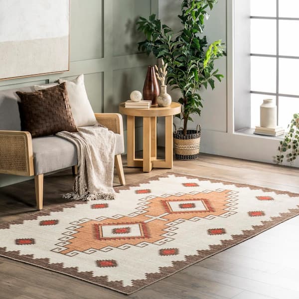 nuLOOM Imelda Aztec Machine Washable Ivory 5 ft. x 8 ft. Area Rug