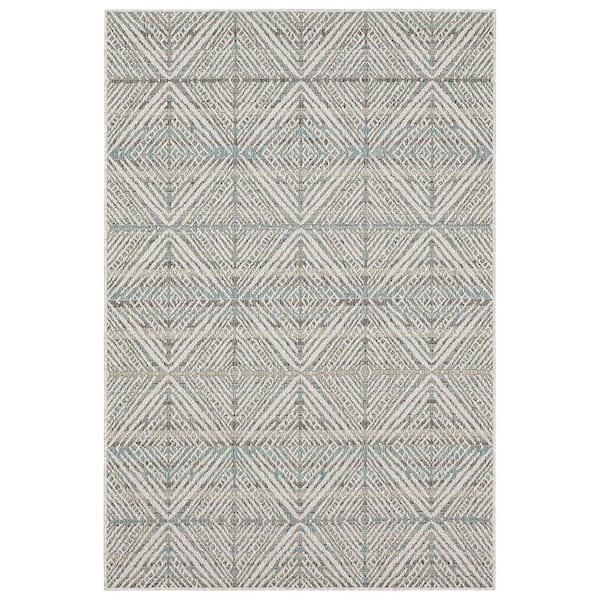 Mohawk Home Tahoe Quilt Light Grey 8 ft. x 10 ft. Geometric Indoor/Outdoor Area Rug