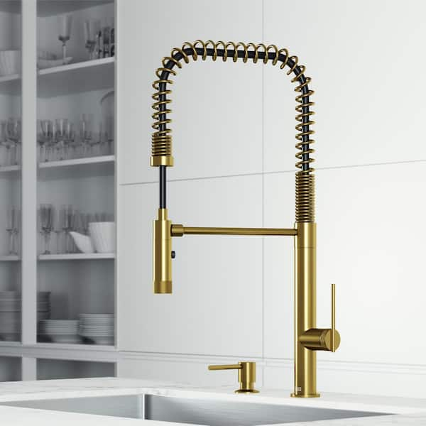 https://images.thdstatic.com/productImages/43ee06ce-f3a6-4447-95f6-2b14123f8ed7/svn/matte-brushed-gold-vigo-pull-down-kitchen-faucets-vg02037mgk2-40_600.jpg