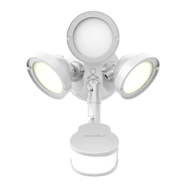 HALO TGS 27-Watt, White, Motion Activated, Outdoor Integrated LED Flood Light with Round Triple Head, 4000K, 3000 Lumens