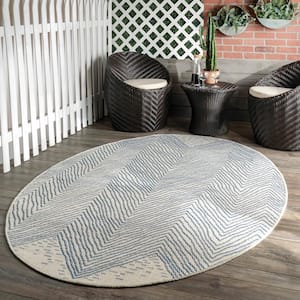 Wavy Chevron Blue 6 ft. x 9 ft. Oval Indoor/Outdoor Patio Area Rug