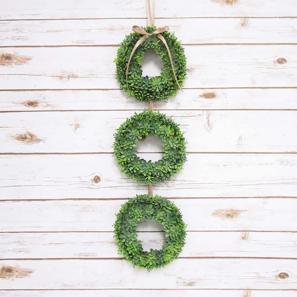  2 Pack Metal Wreath Frame Heart Green Metal DIY Floral