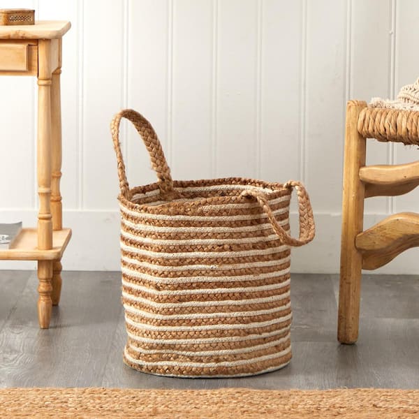 12.5 in. Agnes Medium Brown Lampakanay Seagrass Basket Planter (12.5 in. D  x 13.8 in. H) with attached liner