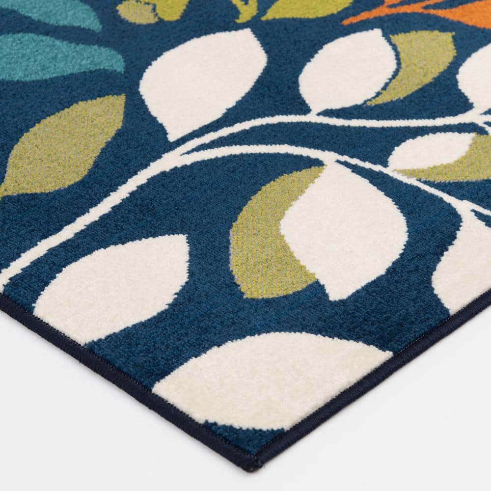 Blue and Green Floral Polypropylene Indoor/Outdoor Area Rug