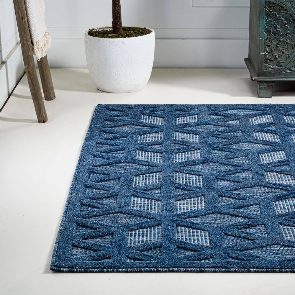 Navy Geometric Synthetic Reversible Rectangular Area Rug 63" x 8.7"
