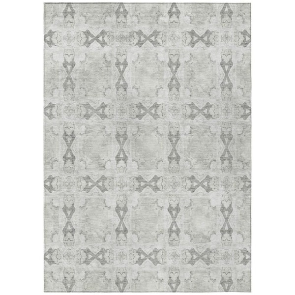 5' X 8' Gray And Ivory Floral Indoor Outdoor Area Rug