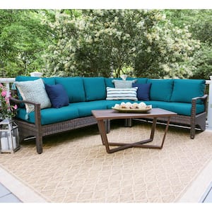 Augusta 5-Piece Wicker Outdoor Sectional Set with Peacock Cushions