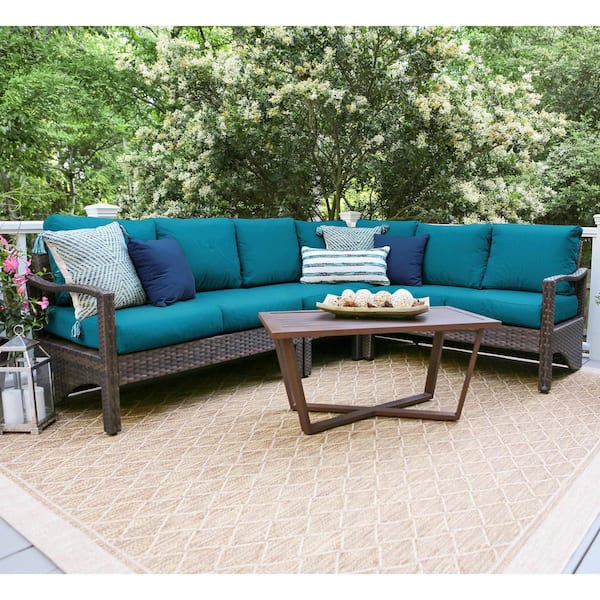 Leisure Made Augusta 5-Piece Wicker Outdoor Sectional Set with Peacock ...