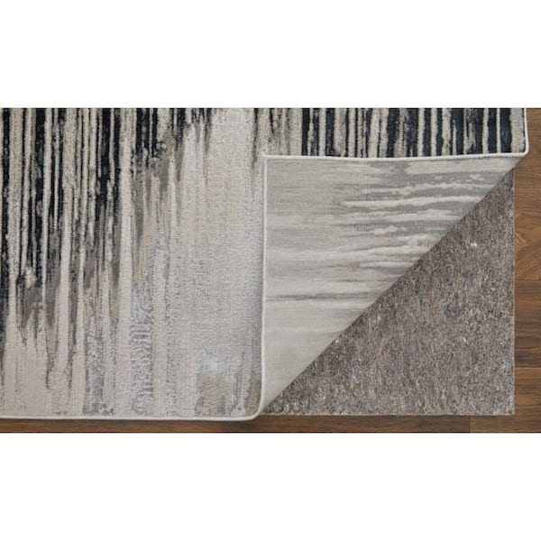 5 X 8 Black, Silver Geometric Area Rug