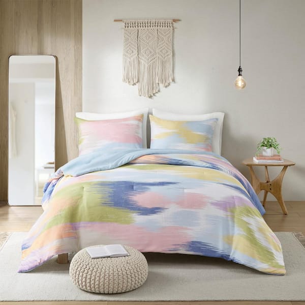 Intelligent Design Althea Polyester 2-Pcs Blue Multi Twin/Twin XL Modern Comforter Set