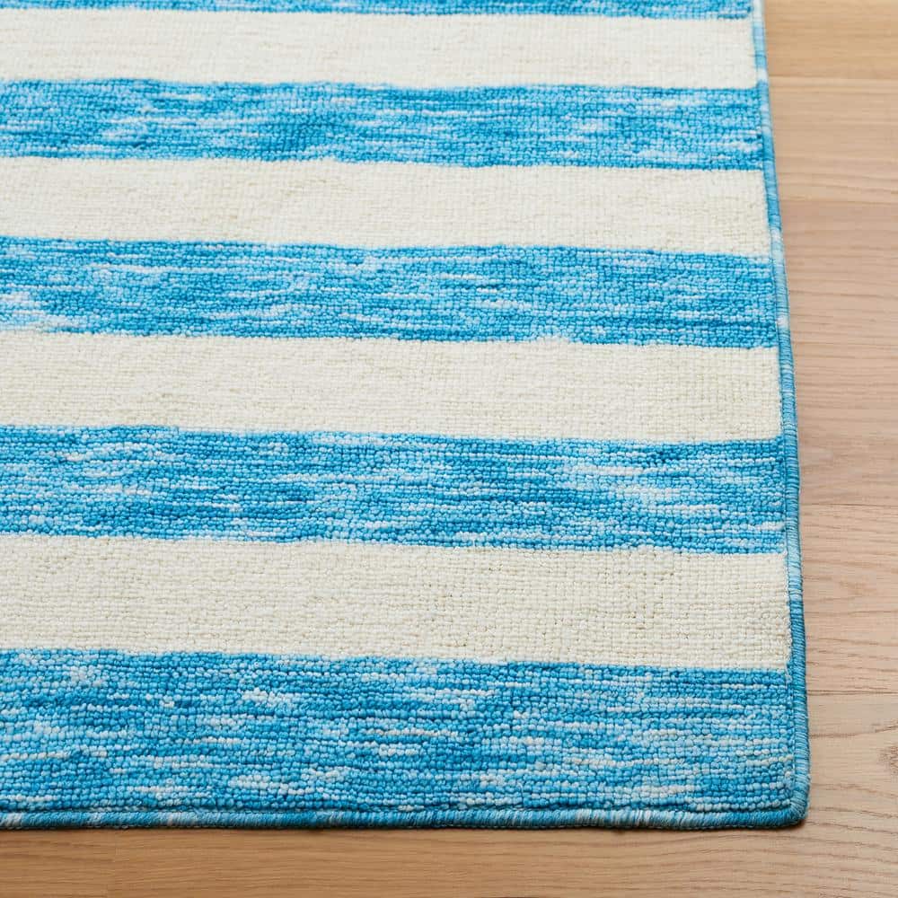 Soft Synthetic Hand-Knotted Classic Blue/Ivory Area Rug, 3' x 5'