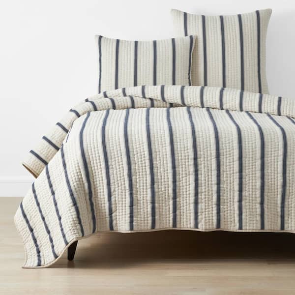 The Company Store Legends Hotel Durham Stripe Linen Navy Geometric Full/Queen Cotton Quilt