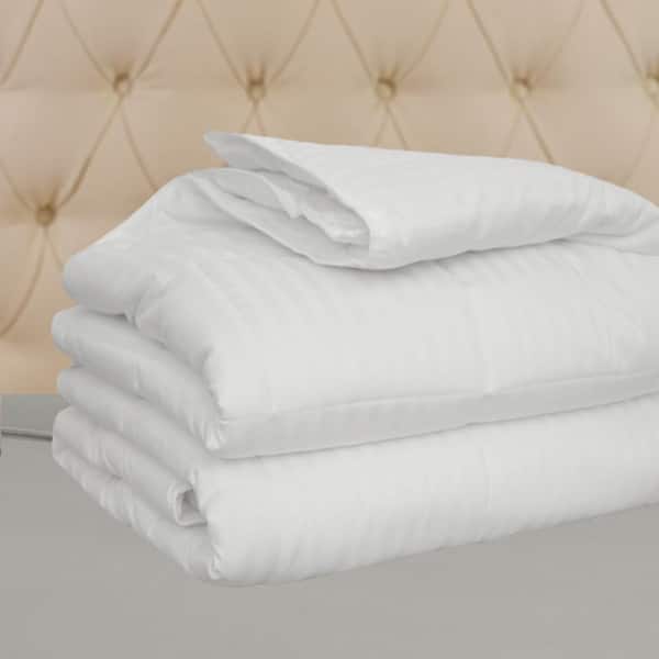 Natural Comfort Hotel Select 250TC Down Alternative White Oversize Duvet Cover Insert King Comforter