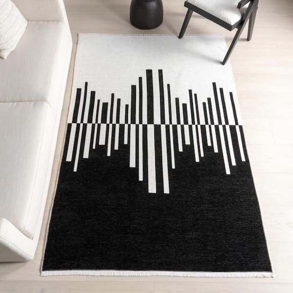 Alayah Piano Keys Reversible Washable Black/Cream 7.10 ft. x 10 ft. Indoor Area Rug