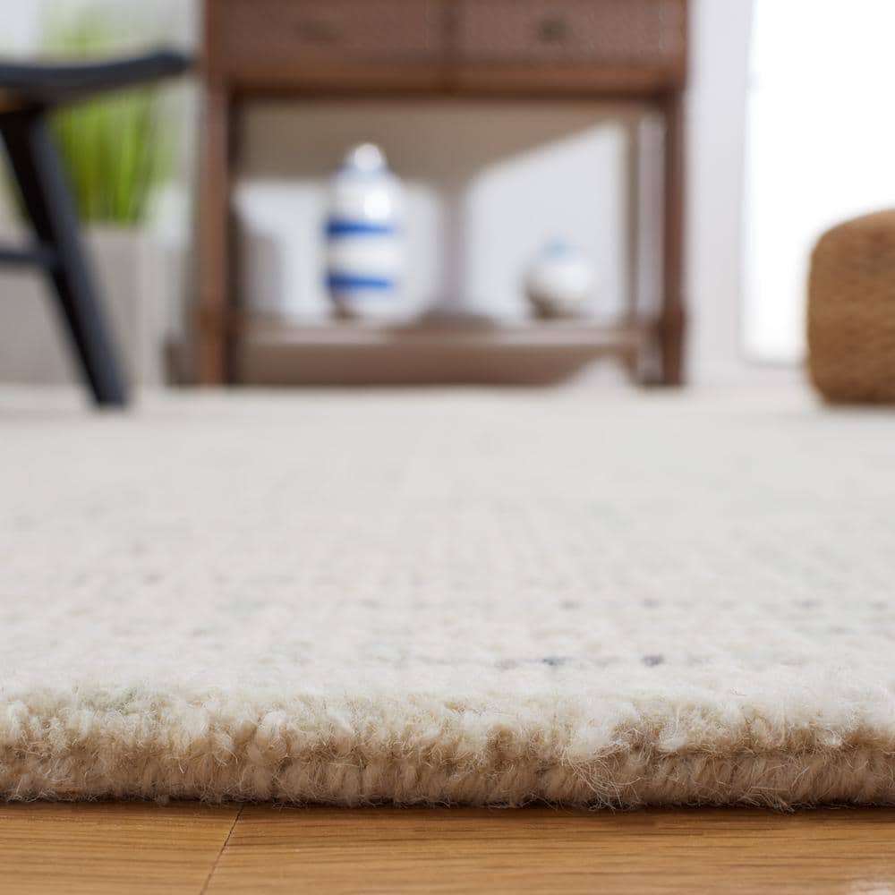 Ivory and Light Grey Hand-Tufted Wool Abstract Rug - 5' x 8'