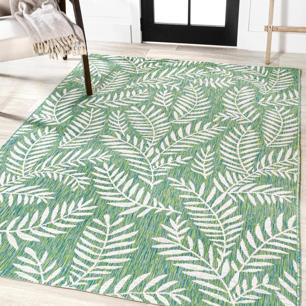 4' x 6' Green and Cream Synthetic Palm Frond Area Rug