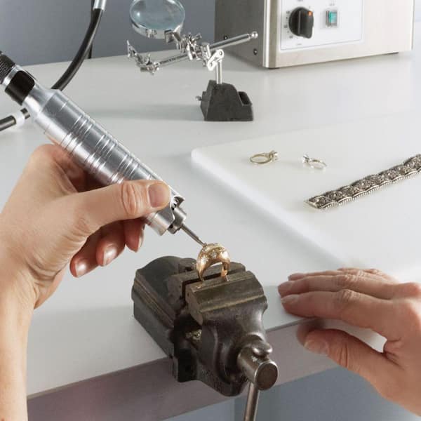 Dremel - Fortiflex Heavy Duty Variable Speed Corded Flex Shaft Tool with 8 in. Cord and 21 Accessories